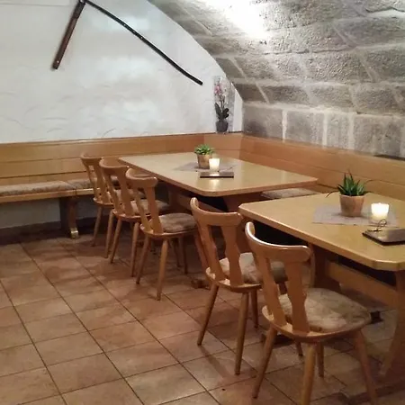 Gasthof Wein- Borth *